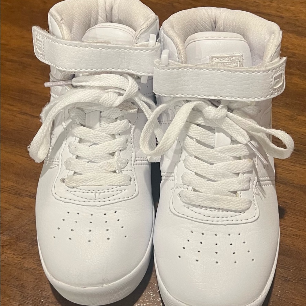 Fila Kids White High-Top Sneakers (Size 11)